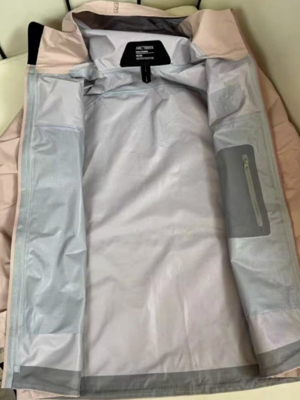 Arc'teryx Beta Collection Pink Hooded Hardshell Jacket, Size S. - Picture 4 of 6